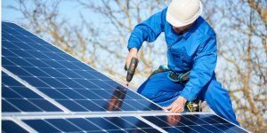 Installation Maintenance Panneaux Solaires Photovoltaïques à Arbori